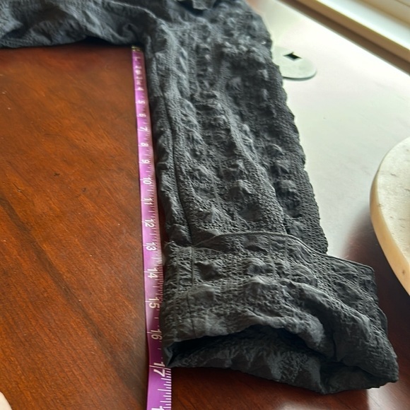 Courtney Washington size small light weight jacket poly and Lycra unique button - Picture 4 of 17